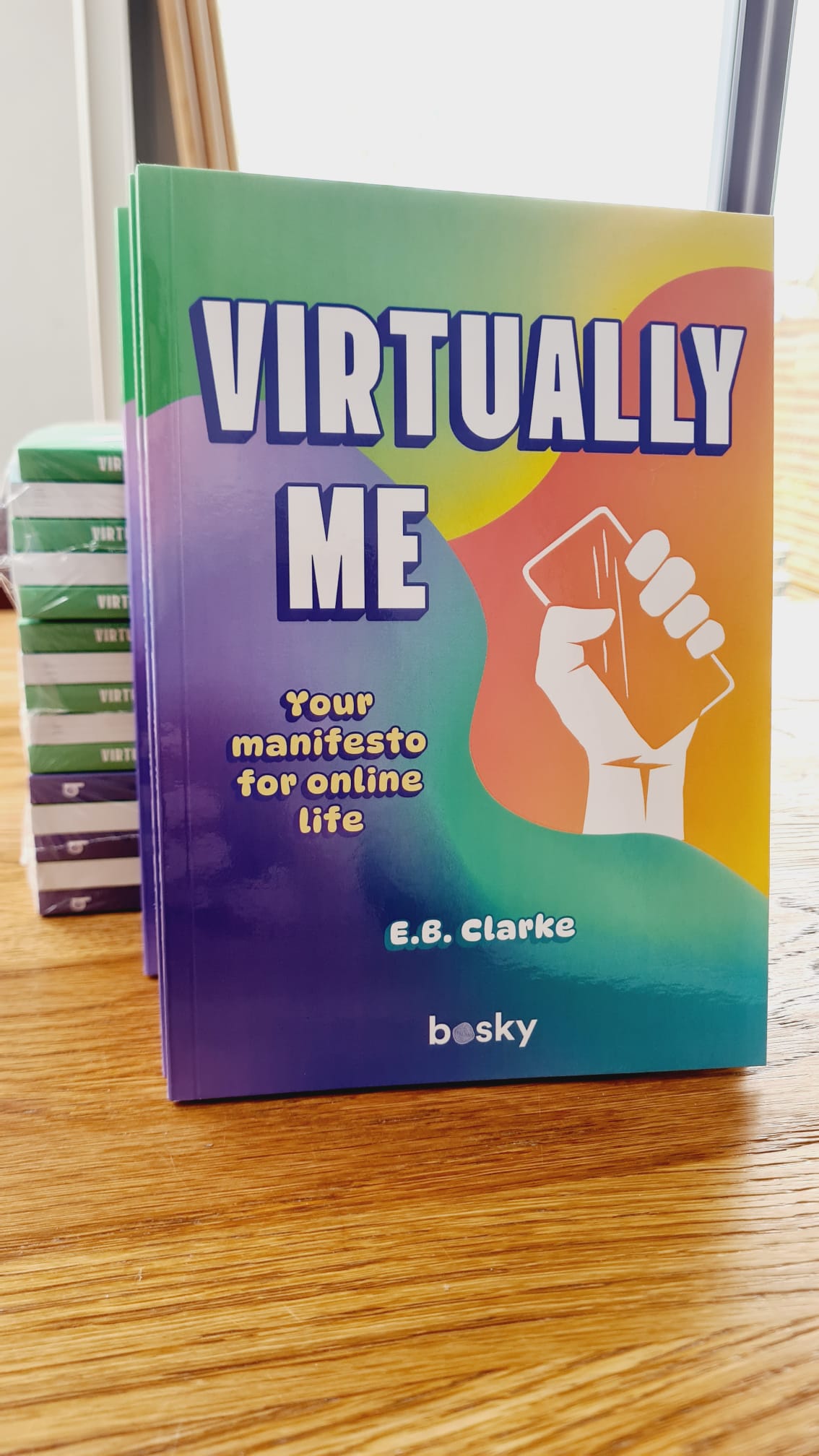 Virtually Me: Your manifesto for online life (Publishing 22 Jan 2026 AVAILABLE NOW)
